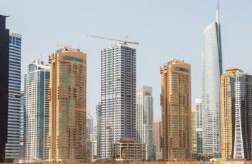 Luxury Living at Jumeirah Lake Towers